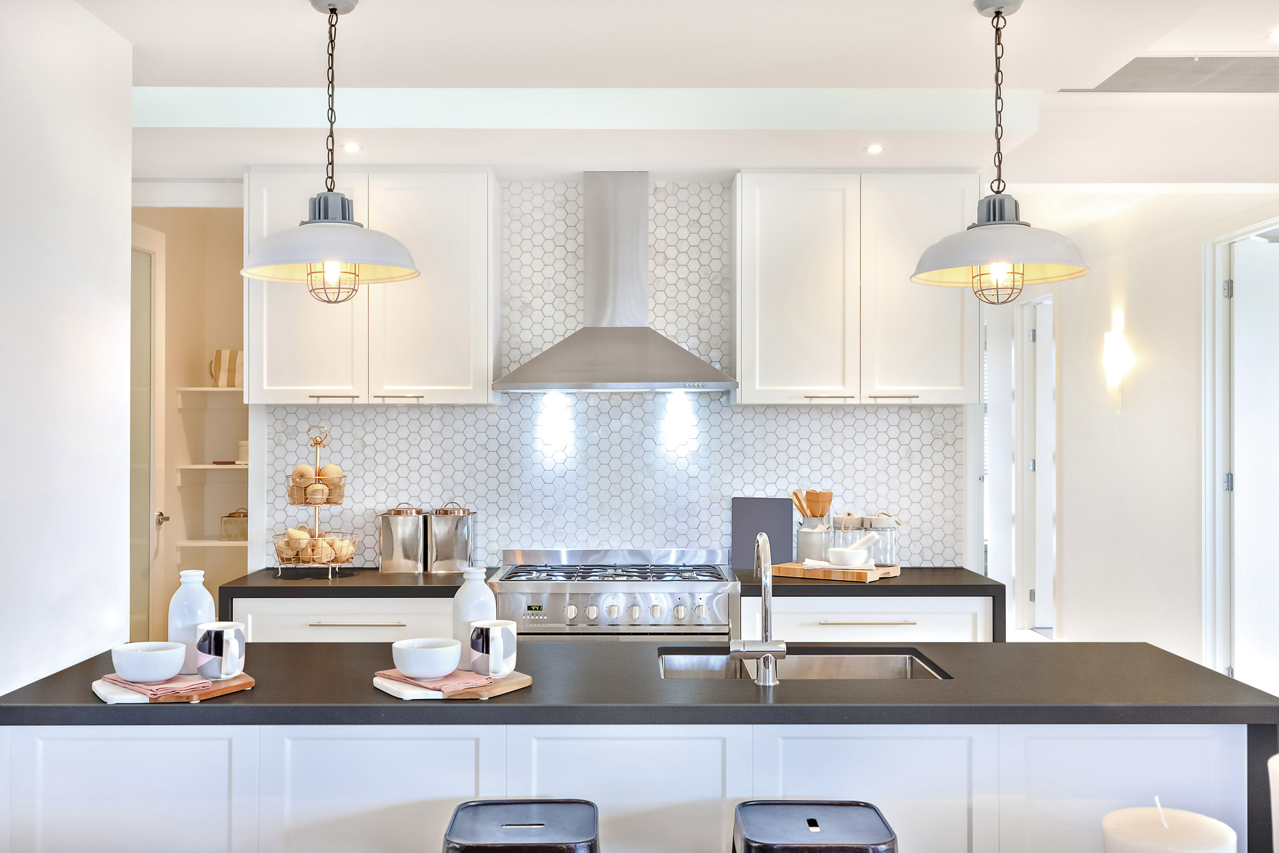 lumina-neo-basalt_2019_10_31_kitchen